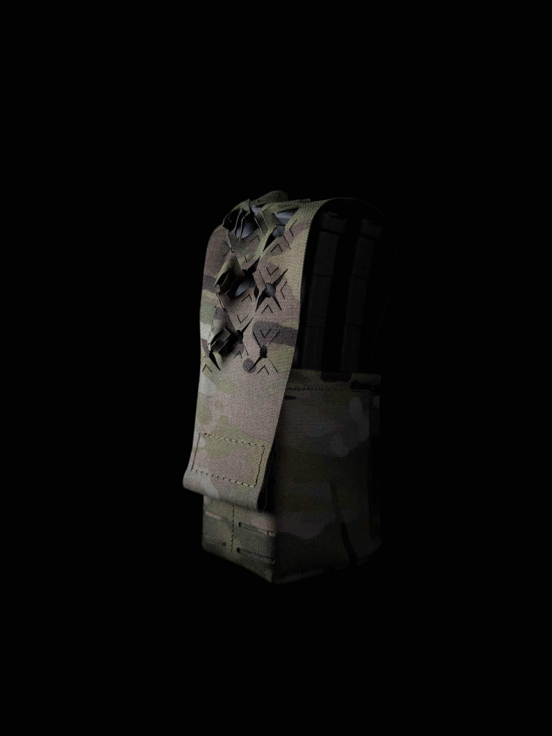 Phantom Double Stacked M4 Magazine Pouch - Image 8