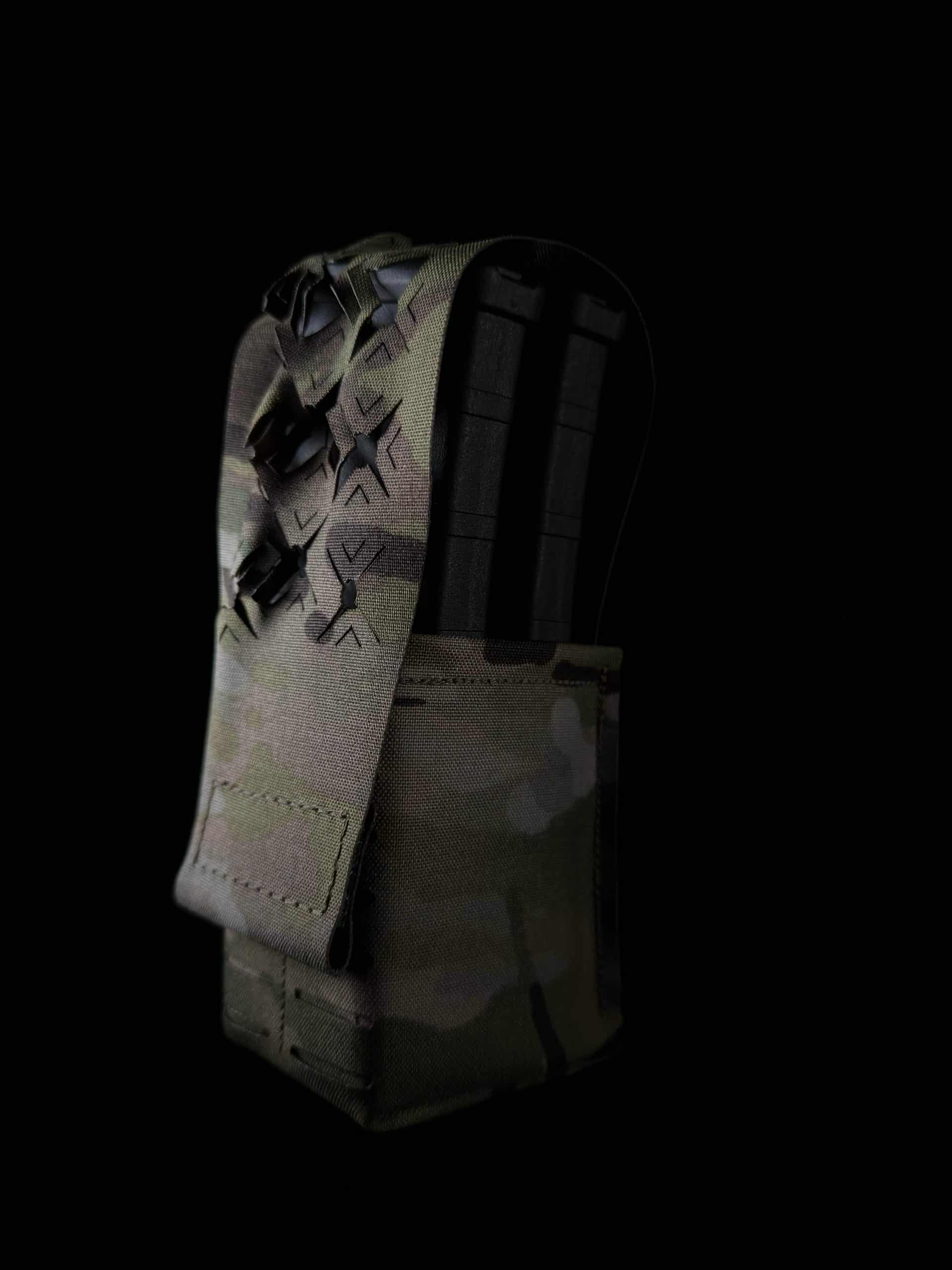 Phantom Double Stacked M4 Magazine Pouch